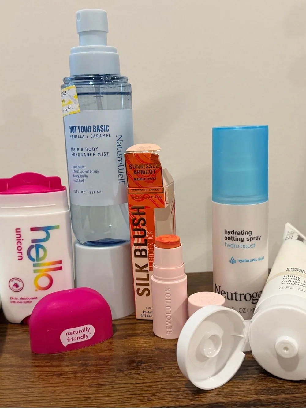 NEW Beauty Bundle & FREE gift!! NYX/Neutrogena/FRENSHE